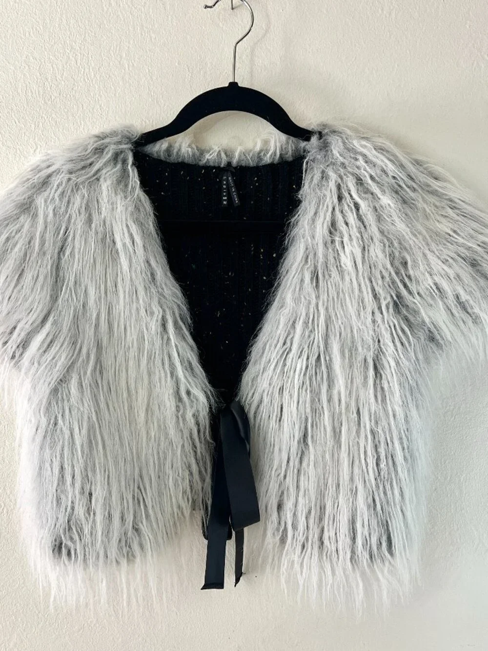 Lapis Shaggy Grey  Faux Fur Mohair 90s Rocker Cropped Shrug Vest Size Medium